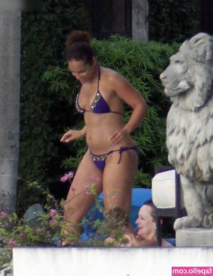 Alicia Keys [ alicia-keys ] - Hewwosies bbies I have a ton of preview photos to show you for what's