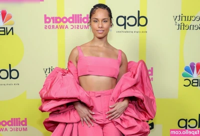 Alicia Keys [ alicia-keys ] - Happy Mirko showed up in MHA day! Enjoy these previously unreleased