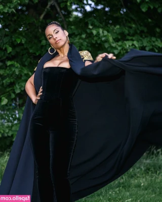 Alicia Keys [ alicia-keys ] - 🥰🥰❤️ Feliz día de las mamacitas ✨