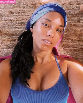 Alicia Keys [ alicia-keys ] - Dick sucking  @immadawgtoo  @stillmostlyjersey