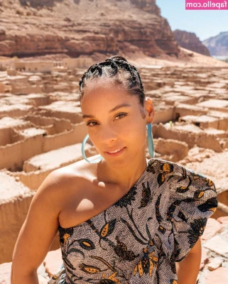Alicia Keys [ alicia-keys ] - Hey guys! Curious to hear your thoughts - What do you think is the