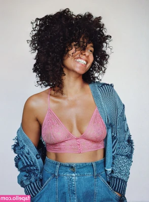 Alicia Keys [ alicia-keys ] - Ribs and belly button play (custom request)