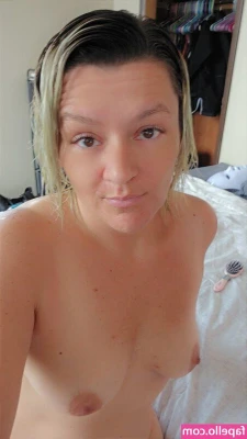 Basedmama - Do you like my white fishnets?