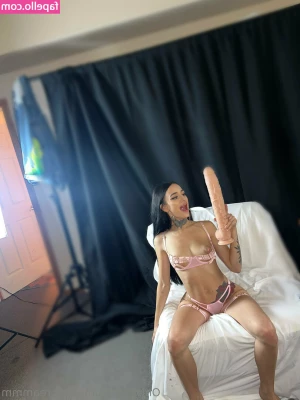 Kittycreammm - Day8 Alone slave boy naked in somewhere canteen