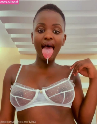 thygoddess - Oo I had so much fun at my live tonight!! Thank you to everybody that