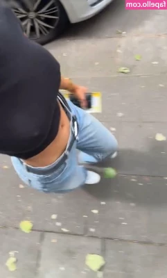 Merve Özkan [ merve-zkan ] - Down