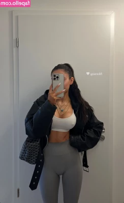 Merve Özkan [ merve-zkan ] - Ready to be creamed in   My DMs are waiting for you xx
