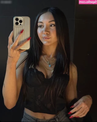 Merve Özkan [ merve-zkan ] - Happy birthday to me