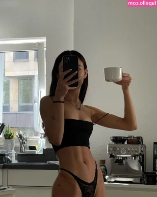 Merve Özkan [ merve-zkan ] - Happy Monday  Hope you all are having a good day