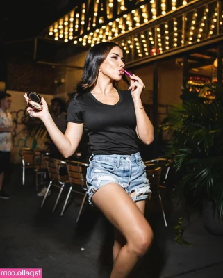 Nacya Marreiro [ nacya-marreiro ] - Big booty blonde @stephaniethestripper needed dick after her nose job