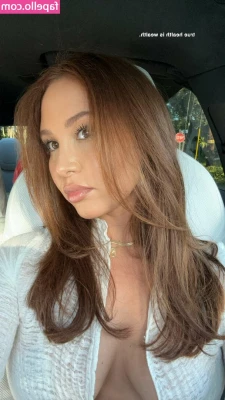 Catherine Mcbroom [ catherine-mcbroom ] - I'm funny tho 😋