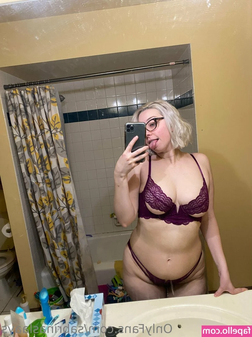 sabrinaslaays - If you are looking for personalized videos tell me what you want to