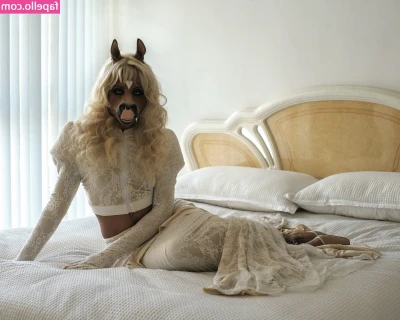 HorsegiirL - Had a nice time on cam :)