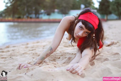 Lolitta - Have you seen this video yet?? 😳