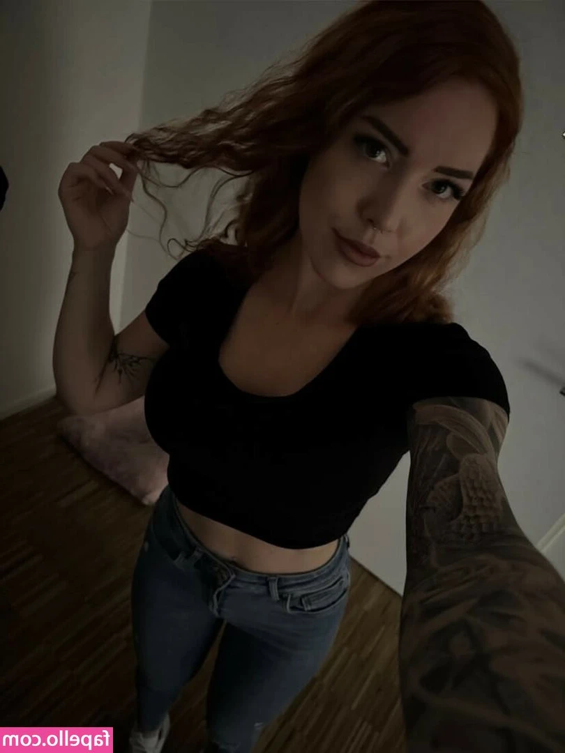 Dana Horizon [ dana-horizon-2 ] - Sub Sucking my dick   @tokyofeett
