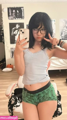 okneesuh [ okneesuh-1 ] - These tits need an aloe massage rn!