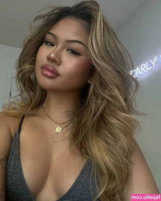 rly.cxrlyyy [ rly-cxrlyyy ] - Love my perfect tits ✨