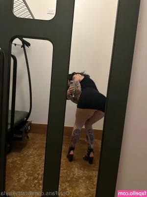 Brattykayla [ brattykayla-6 ] - El pendejo musculoso me da pija