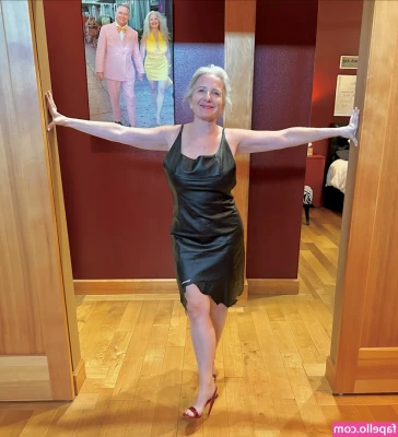 Bombshell Nurse [ bombshell-nurse ] - Pidätkö läpinäkyvistä alusvaatteista?😈