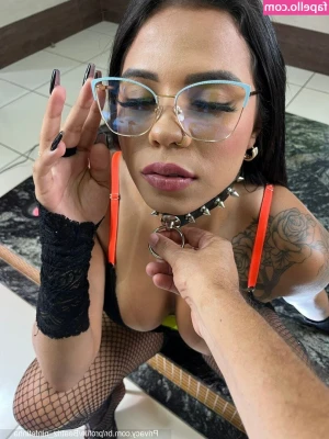 Beatriz Ninfetinha [ beatriz-ninfetinha ] - Greek mode
