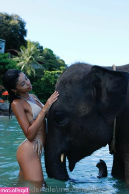 alishabright_vip [ alishabright-vip ] - Here s a few more clips from Tuesday night shenanigans