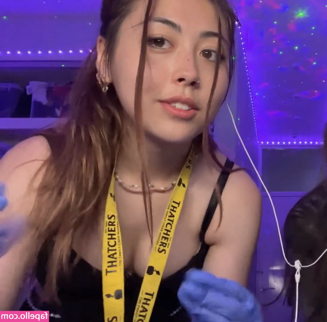 Angelic Lofi ASMR [ angelic-lofi-asmr ] - A hot shower for anyone? 😇❣️