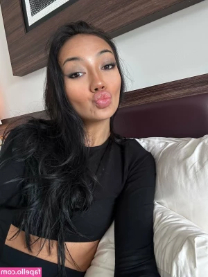 asian_lili [ asian-lili ] - going home today