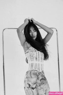 asian_lili [ asian-lili ] - Hubo acción en la casa abandonada