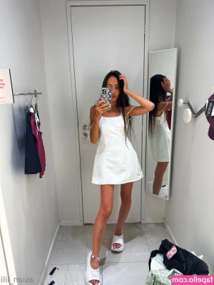 asian_lili [ asian-lili ] - I'll post a new video this weekend :) #surprise