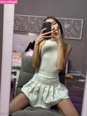 asian_lili [ asian-lili ] - Would u like to see more videos on my page write me what would u like