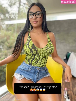 catalynaz - SLUTTY BRUNETTE  stonemlina WILL HELP YOU FULFILL ALL YOUR NAUGHTY