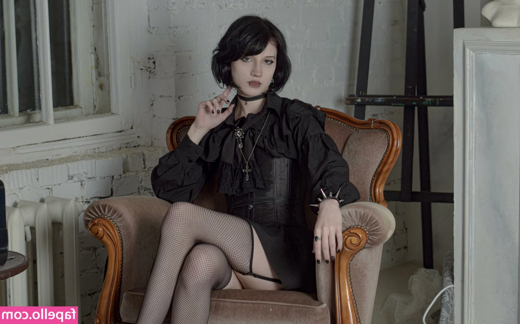 dark_vamp_ [ dark-vamp ] - im really not great at using dildos  i have super short arms   maybe