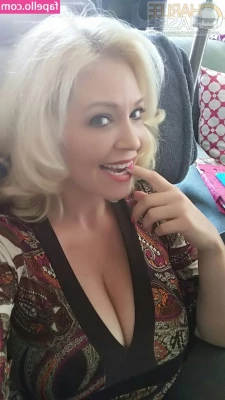 Charlee Chase [ charlee-chase ] - Sent my favorite SUPER hot frontal riding / dirty talking video to