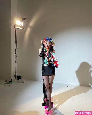 Twice Kpop [ twice-kpop ] - Who wants to see more of this outfit? 😈