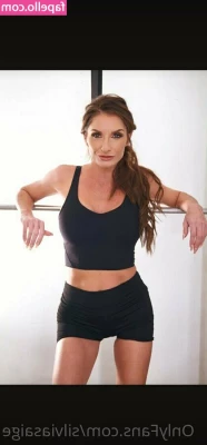 Silvia Saige [ silvia-saige ] - Love this shirt, easiest of access hehehe, and panties, who needs