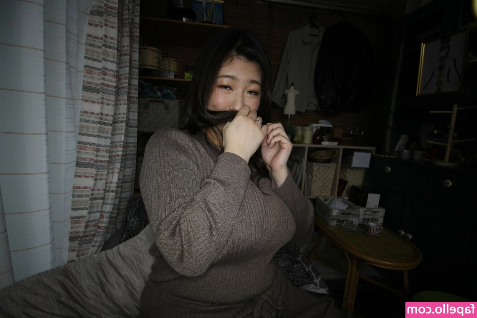 Shizuka Omori [ shizuka-omori ] - all i need to keep me going is a lil spank 😉