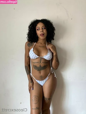 yourcleopathra - Just got tan lines. Do you like?