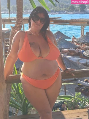 Wonderxina - I managed to get a cold while I was traveling. Not surprisingly I
