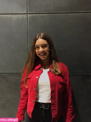 Rafaela Moutinho [ rafaela-moutinho ] - i wore this for you, wanna take it off of me? 🥵