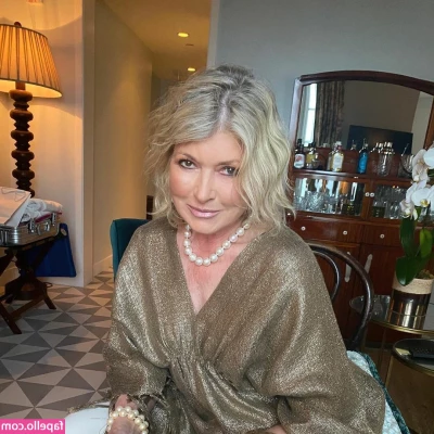 Martha Stewart [ martha-stewart ] - Just that wetttt 💦🤭