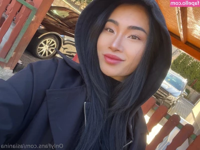 asianina - Don t just sit there and stare  Grab my hair