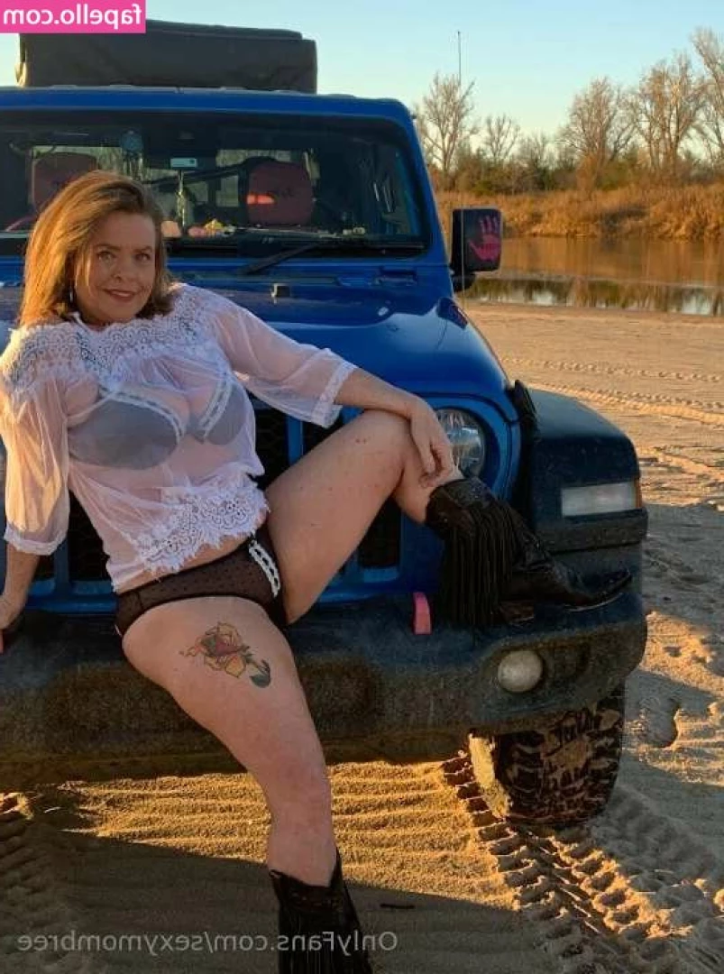 Sexy Bree [ sexy-bree ] - mis tetas rebotan