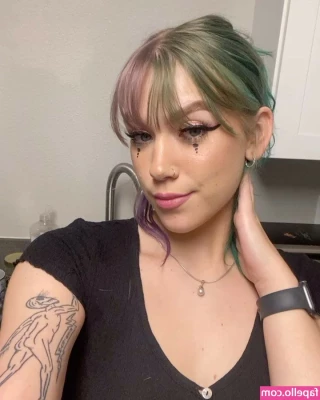 bbykadeyxox - I love my gym time so much and I love that I have my own gym as well