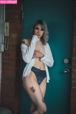 Rosemoontv - Message me if you would love to see my naughty nurse set and don't