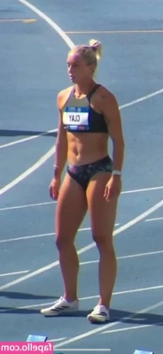 Elizabeth Clay [ elizabeth-clay ] - This was right before I had the best orgasm of my life.