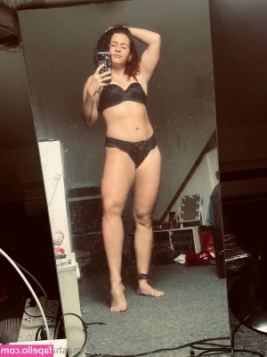 Masha Slamovich [ masha-slamovich ] - Sunny days ☀️ 420 friendly photoset