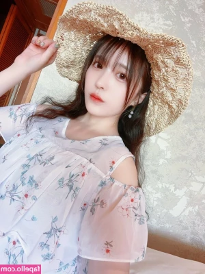 Kurage Yaming [ kurage-yaming ] - helloooo! i've been feeling under the weather these past few days (no