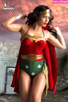 Superheroine - New 15 min vid sucking n fucking you before bed, I think we both can