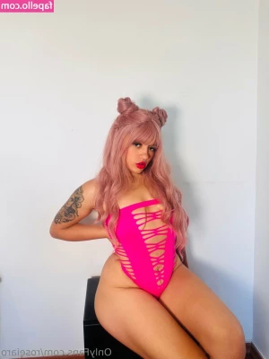 roseiaro - it's that time of the day where I meow at you 😼 part 1