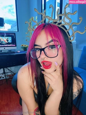 roseiaro - My Valentine’s Day content is still on sale until tomorrow, so if